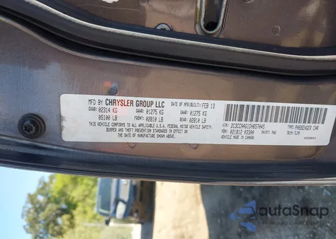 2013 Chrysler 300 Motown из США, поврежденный, VIN 2C3CCAAG1DH657045